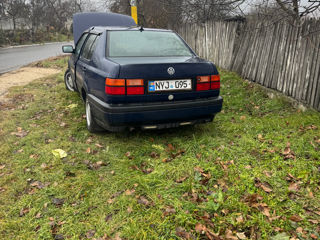 Volkswagen Vento foto 8