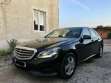 Mercedes E Class foto 2