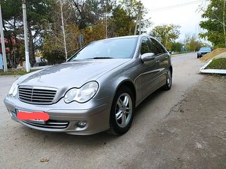 Mercedes C Class foto 1