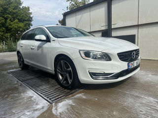 Volvo V60 foto 6