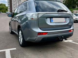 Mitsubishi Outlander foto 4