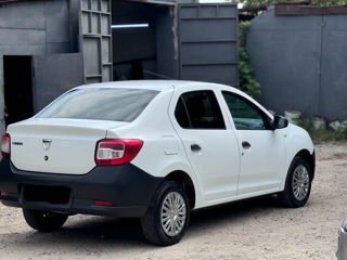 Dacia Logan foto 4