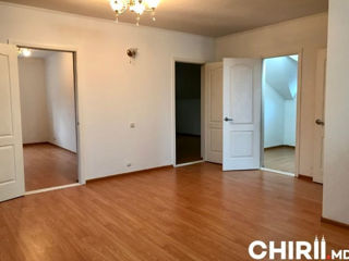 Chirie Oficiu 220m2 Posta veche term lung foto 2