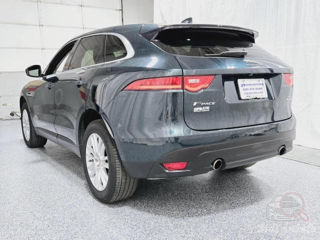 Jaguar F-PACE foto 3