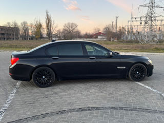 BMW 7 Series foto 4