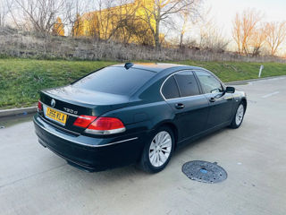 BMW 7 Series foto 3