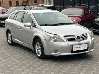 Toyota Avensis foto 3