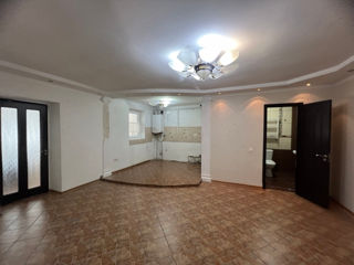 Apartament cu 3 camere, 79 m², Râșcani, Chișinău foto 4