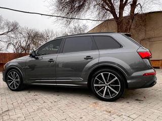 Audi Q7 foto 7