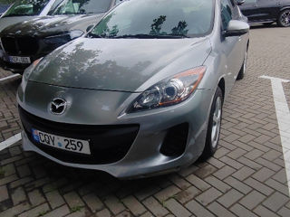 Mazda 3 foto 1