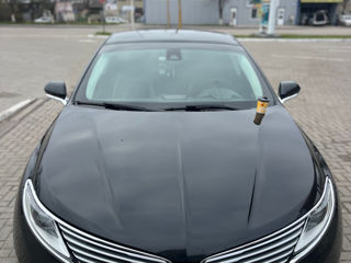 Lincoln MKZ foto 2