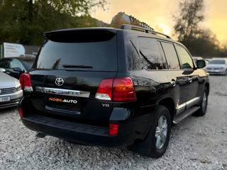 Toyota Land Cruiser foto 4