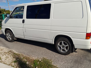 Volkswagen Transporter foto 3