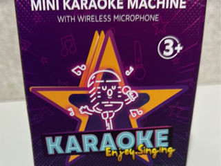 Mini aparat de karaoke pentru copii adulți, difuzor portabil Bluetooth cu 2 microfoane fără fir foto 7
