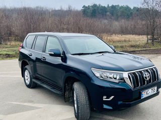 Toyota Land Cruiser Prado фото 2