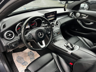 Mercedes C-Class foto 6