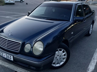 Mercedes E Класс