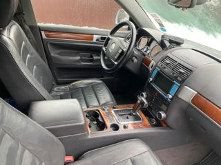 Volkswagen Touareg foto 7