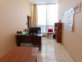 Spatiu comercial 600 mp Centru str. Melestiu  Vizavi de Molldova foto 6