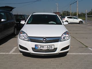 Opel Astra foto 2