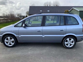 Opel Zafira foto 1