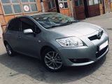 Toyota Auris foto 2