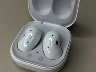 Galaxy Buds Live foto 2