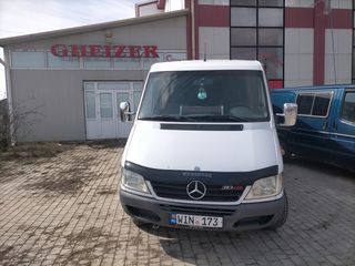 Mercedes Sprinter foto 2