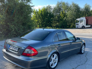 Mercedes E-Class foto 5