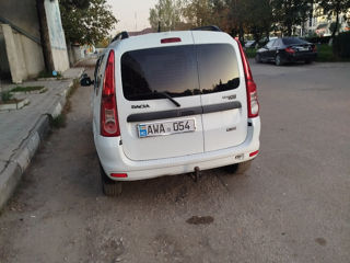 Dacia Logan foto 1