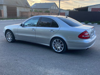 Mercedes E-Class foto 6