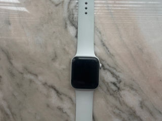 Se vinde Apple Watch seria 6 White(44 mm)