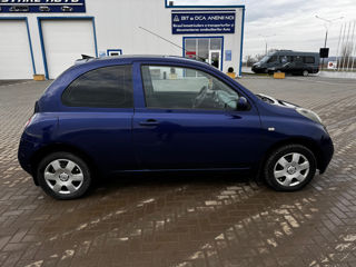 Nissan Micra foto 5