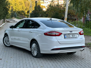 Ford Fusion foto 6