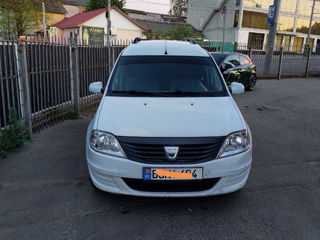 Dacia Logan foto 1