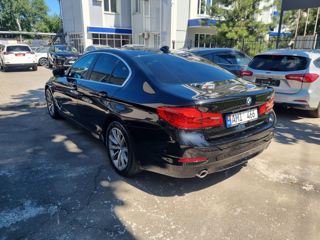 BMW 5 Series foto 7