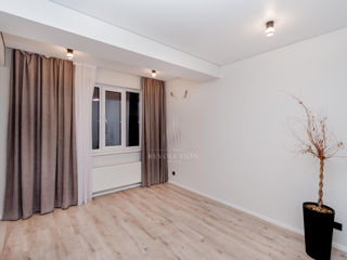 Apartament cu 2 camere, 65 m², Buiucani, Chișinău foto 4