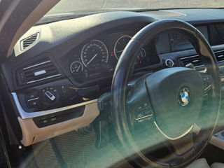 BMW 5 Series foto 7