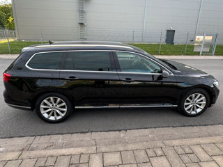 Volkswagen Passat foto 6