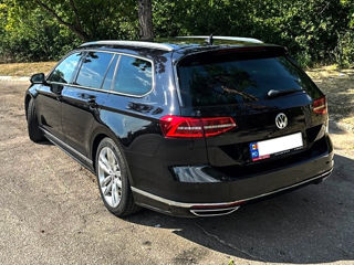 Volkswagen Passat foto 4