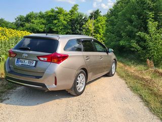 Toyota Auris foto 5