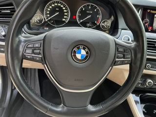 BMW 5 Series foto 6