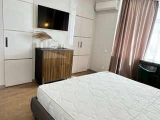 Apartament cu 2 camere, 71 m², Centru, Chișinău foto 9