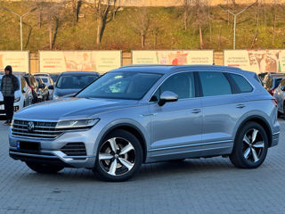 Volkswagen Touareg foto 3