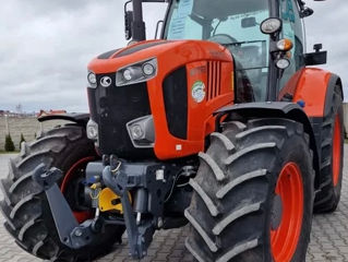 Kubota M foto 2