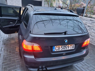 BMW 5 Series foto 3