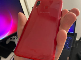 Samsung a20 3/32gb foto 2