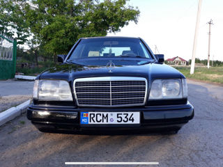 Mercedes Series (W124) foto 8