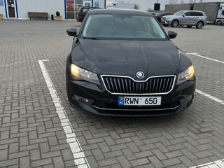 Skoda Superb foto 4