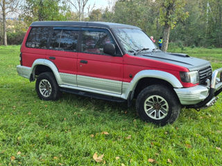 Mitsubishi Pajero foto 5